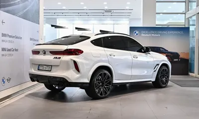 BMW X6M 2025, 8690 км, за 92309.66 USD