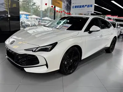 MG MG7 · 2023 год