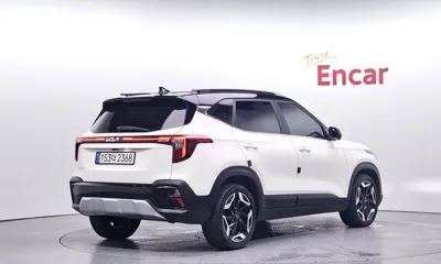 Kia Seltos 2023, 58225 км, за 15807.98 USD