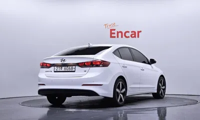 Hyundai Avante 2018, 99240 км, за 7285.98 USD