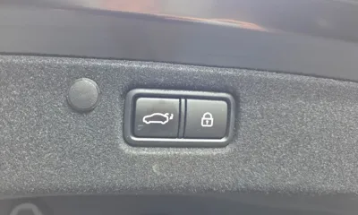 Hyundai Grandeur 2019, 126446 км, за 9188.27 USD - фото 37