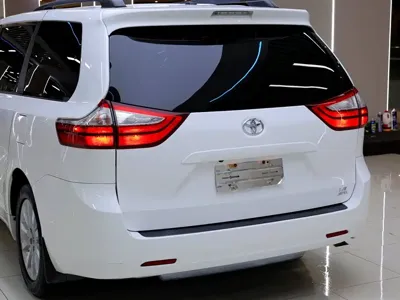Toyota Sienna 2017, 77700 км, за 25236.96 USD - фото 6
