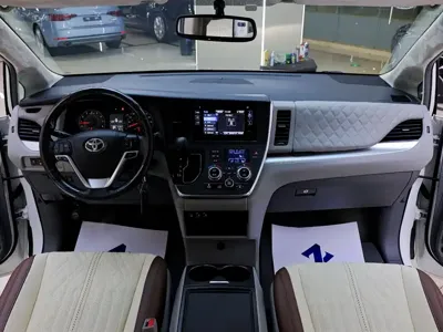 Toyota Sienna 2017, 77700 км, за 25236.96 USD - фото 18