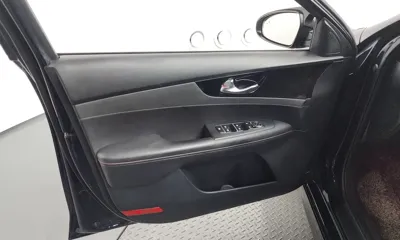 Kia K3 2022, 145222 км, за 9124.33 USD - фото 24