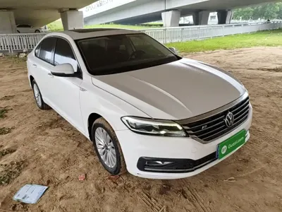 Volkswagen Lavida 2021, 94800 км, за 7042.87 USD