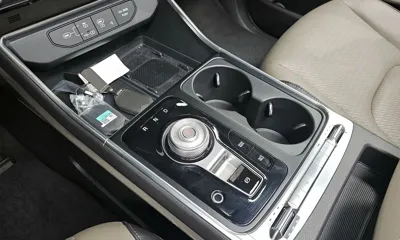 Kia Canival 2025, 7546 км, за 30878.23 USD - фото 9