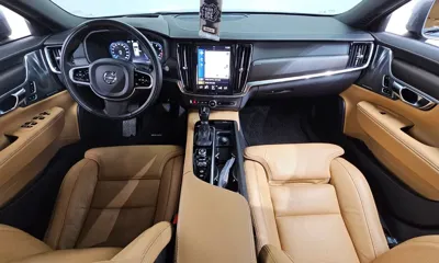 Volvo V90 2020, 70160 км, за 18396.93 USD - фото 7
