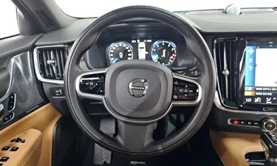 Volvo V90 2020, 70160 км, за 18396.93 USD - фото 14