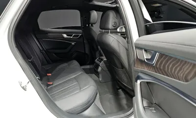 Audi A6 2023, 25991 км, за 24637.58 USD - фото 11