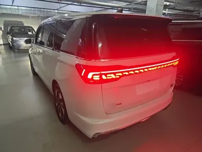 JAC Refine Refine RF8 PHEV 2025, 17200 км, за 22203.81 USD