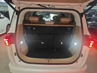 JAC Refine Refine RF8 PHEV 2025, 17200 км, за 22233.99 USD - фото 19