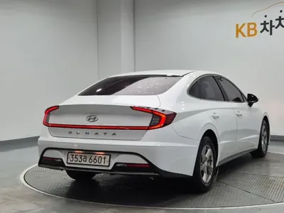 Hyundai Sonata 2020, 142614 км, за 6710.1 USD