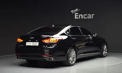 Hyundai Genesis 2016, 133048 км, за 6958.12 USD