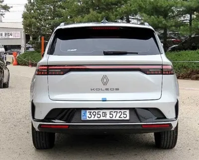 Renault-KoreaSamsung Grand Koleos 2025, 7600 км, за 21879.26 USD