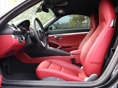 Porsche 718 2023, 6600 км, за 49353.96 USD