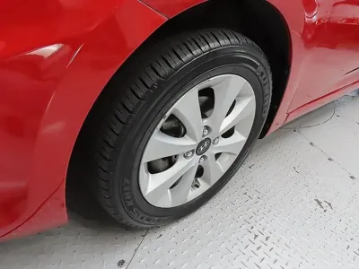 Hyundai Accent 2017, 68557 км, за 3127.04 USD