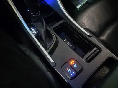 Hyundai Sonata 2015, 80000 км, за 4495.12 USD - фото 12