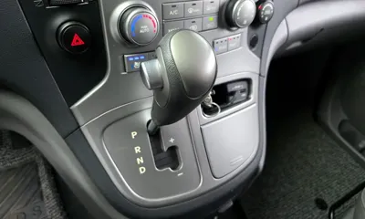 Hyundai Starex 2014, 91986 км, за 5814.34 USD - фото 9