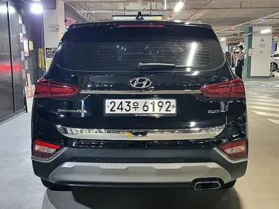 Hyundai Santafe 2019, 143327 км, за 9702.41 USD