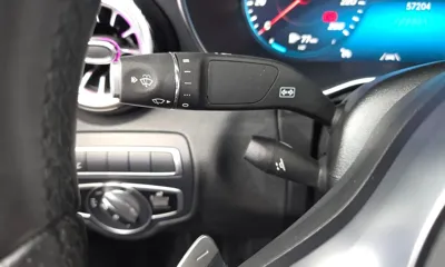Mercedes-Benz C-Class 2020, 57204 км, за 21005.65 USD - фото 28