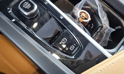 Volvo S60 2024, 35303 км, за 23631.35 USD - фото 33