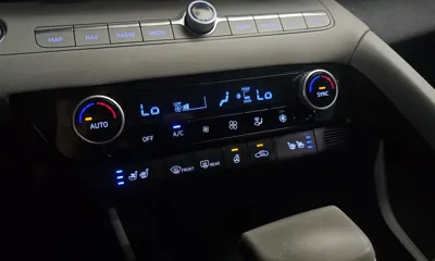 Hyundai Avante 2023, 63697 км, за 12046.62 USD - фото 27