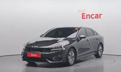 Kia K5 · 2023 год