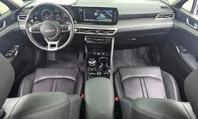 Kia K5 2023, 12228 км, за 15633.2 USD - фото 7