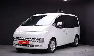 Hyundai Staria · 2025 год