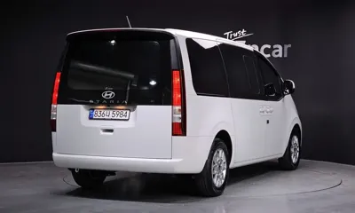Hyundai Staria 2025, 19426 км, за 18145.68 USD