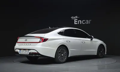 Hyundai Sonata 2022, 40771 км, за 15237.34 USD