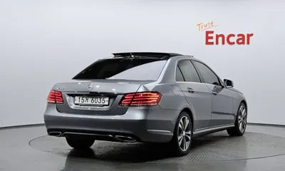 Mercedes-Benz E-Class 2014, 76850 км, за 8861.76 USD
