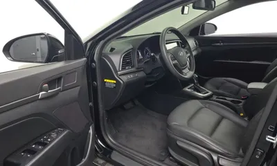 Hyundai Avante 2018, 19730 км, за 8347.9 USD - фото 10