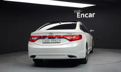 Hyundai Grandeur 2012, 141669 км, за 2553.5 USD