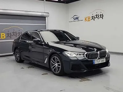 BMW 5-Series 2021, 165055 км, за 19385.91 USD