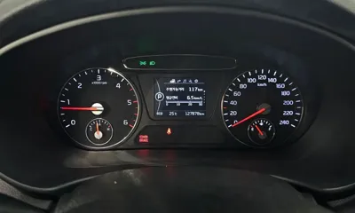 Kia Sorento 2015, 127878 км, за 7745.83 USD - фото 8