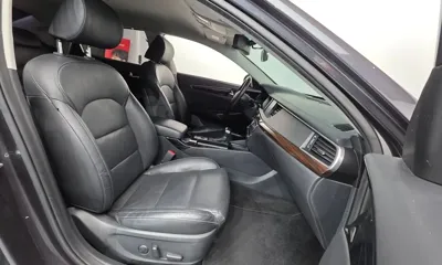 Kia K7 2018, 88586 км, за 9386.57 USD - фото 10