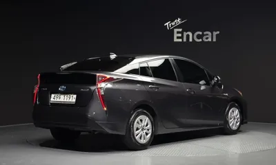 Toyota Prius 2018, 230433 км, за 6970.69 USD