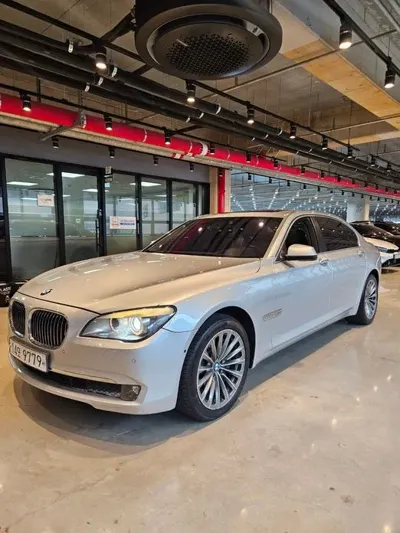 BMW 7-Series 2012, 100000 км, за 6937.56 USD