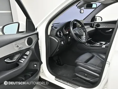 Mercedes-Benz GLC-Class 2016, 107748 км, за 12351.29 USD - фото 8