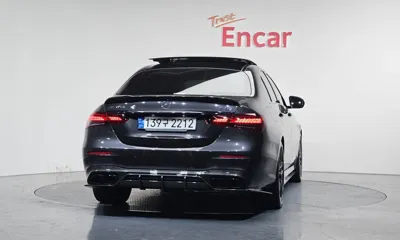 Mercedes-Benz E-Class 2022, 84615 км, за 38663.52 USD