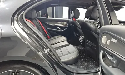 Mercedes-Benz E-Class 2022, 84615 км, за 38663.52 USD - фото 12