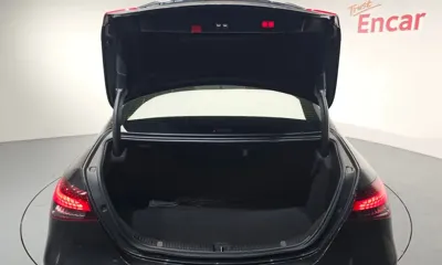 Mercedes-Benz E-Class 2022, 84615 км, за 38663.52 USD - фото 20