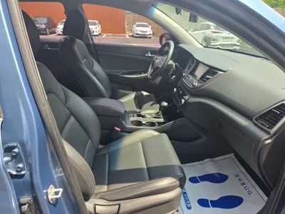 Hyundai Tucson 2017, 35123 км, за 5901.27 USD - фото 17