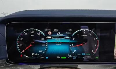 Mercedes-Benz E-Class 2023, 16921 км, за 53994.32 USD - фото 8