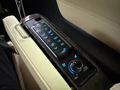 Toyota Vellfire 2022, 95000 км, за 83429.81 USD - фото 21