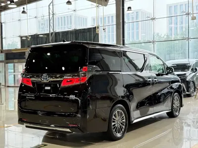 Toyota Vellfire 2022, 95000 км, за 83429.81 USD - фото 27