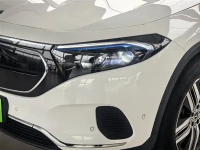 Mercedes-Benz EQA 2023, 32000 км, за 17627.67 USD