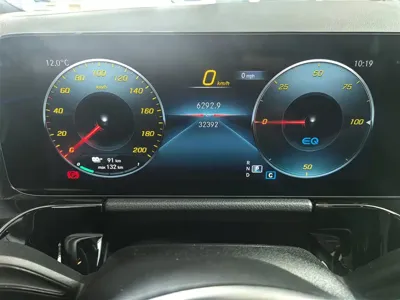 Mercedes-Benz EQA 2023, 32000 км, за 17627.67 USD - фото 10