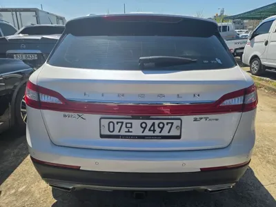 Lincoln MKX 2018, 128472 км, за 7741.35 USD